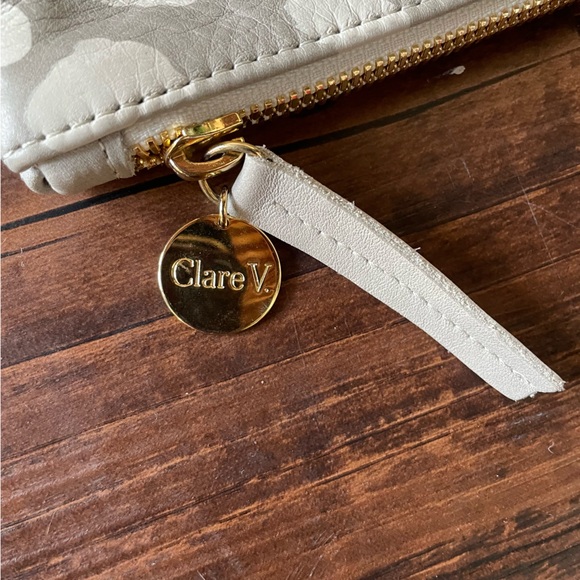 CLARE V. Grey and White Jaguar Clutch - Picture 3 of 6